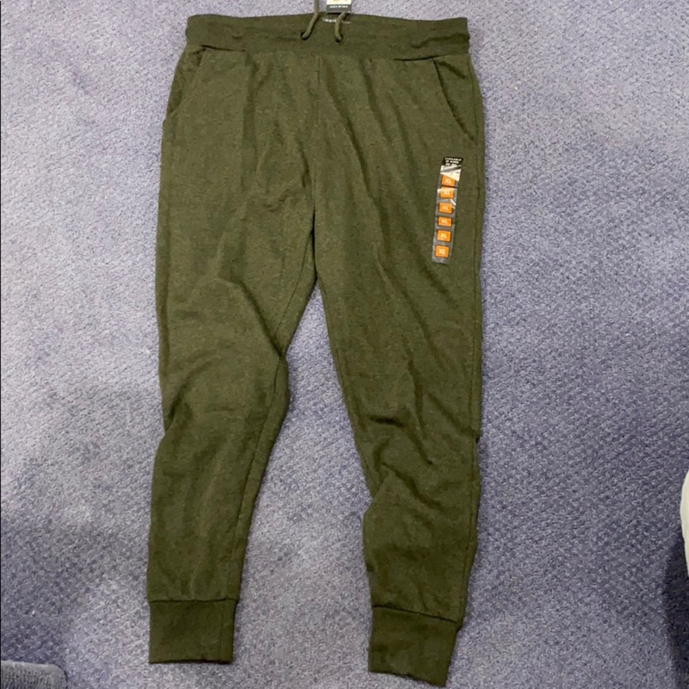 Men’s joggers